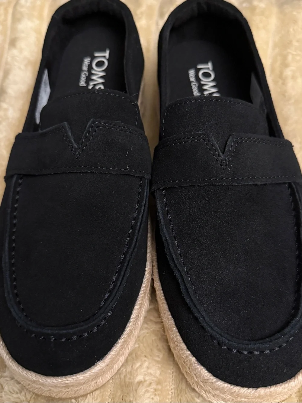 TOMS Blakely Women's Black & Beige Suede Loafers US 8 Like New